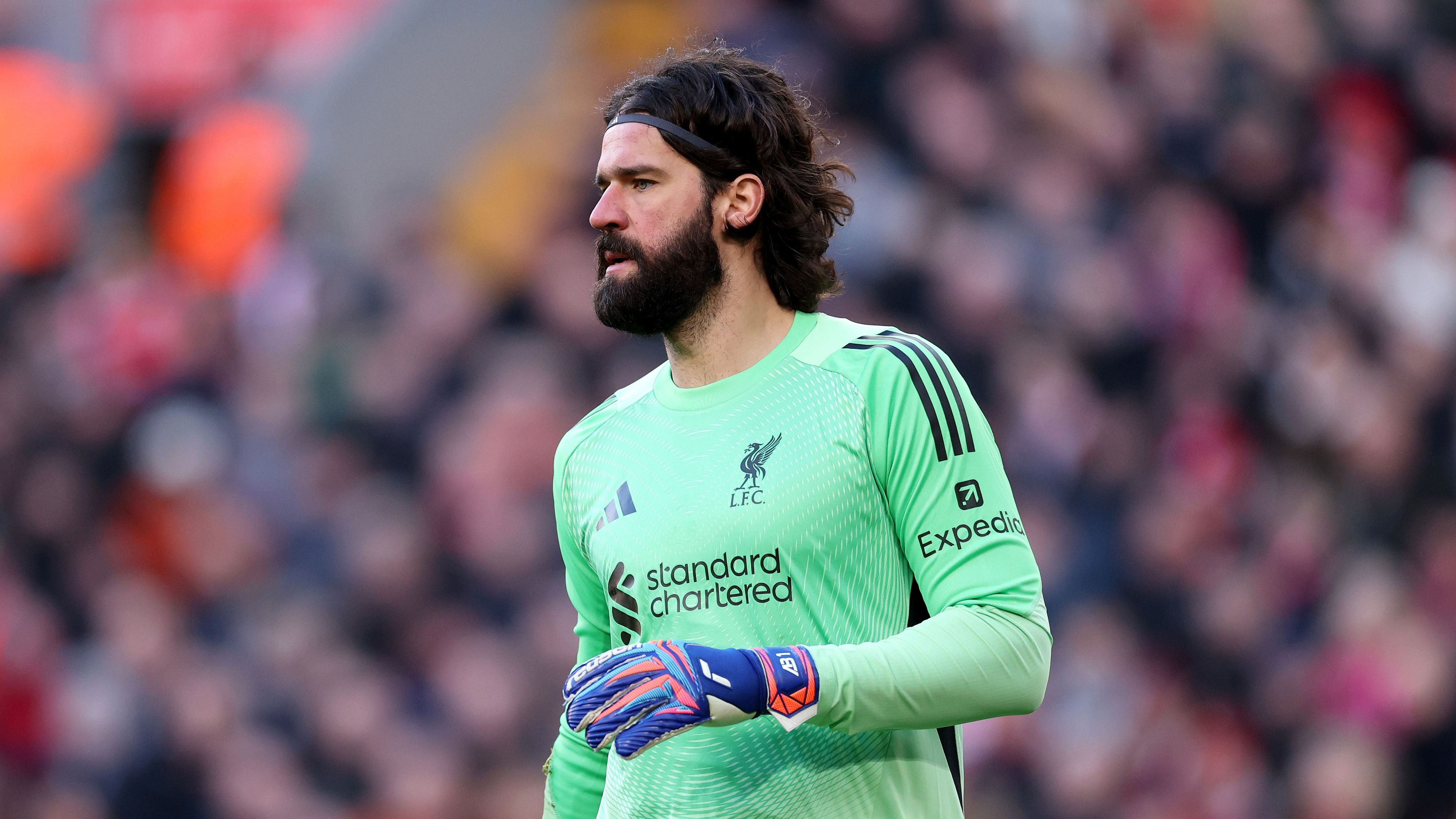 images-v3-getty-2264048029-crop-MM5DIMBQGM5DEMRVGI5G433XMU5DMNJWHI3DC===-GettyImages-2264048029