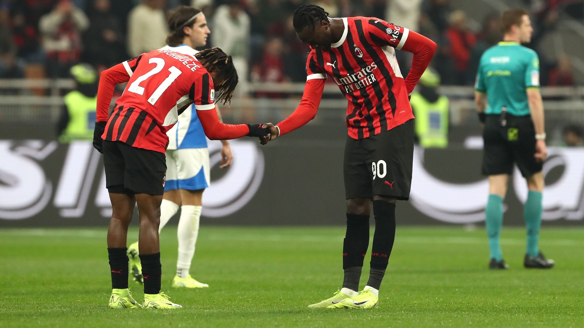 images-v3-blt27643ab993047fc6-chukwueze%20abraham%20milan%20sassuolo