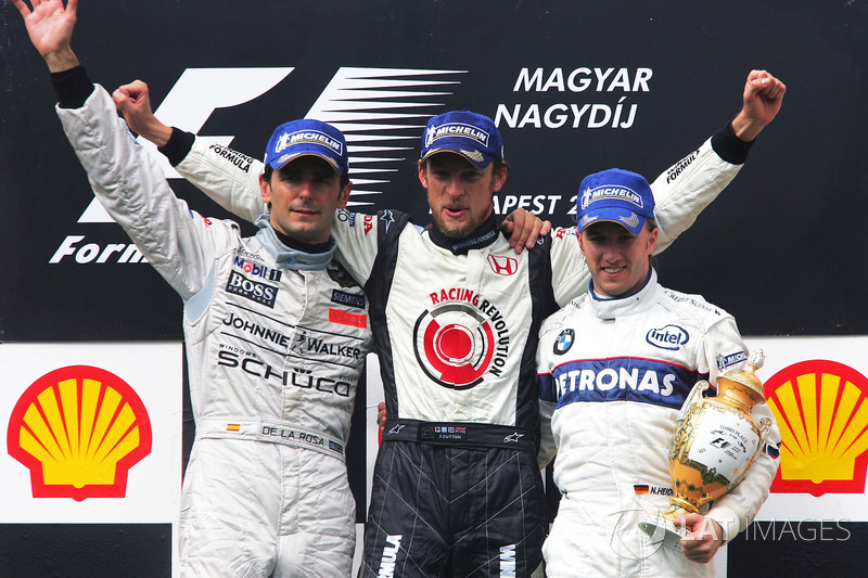 images-mgl-YBrwgklY-s8-f1-hungarian-gp-2006-podium-second-place-pedro-de-la-rosa-mclaren-race-winner-jenson-butto