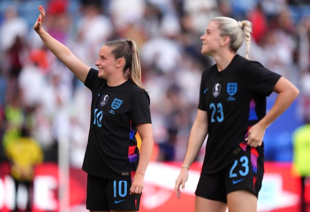 v2-image-production-ab5b65627e5faaaaf75ed7cd94de925cY29udGVudHNlYXJjaGFwaSwxNzUxMzEyNDA3-2.80843401