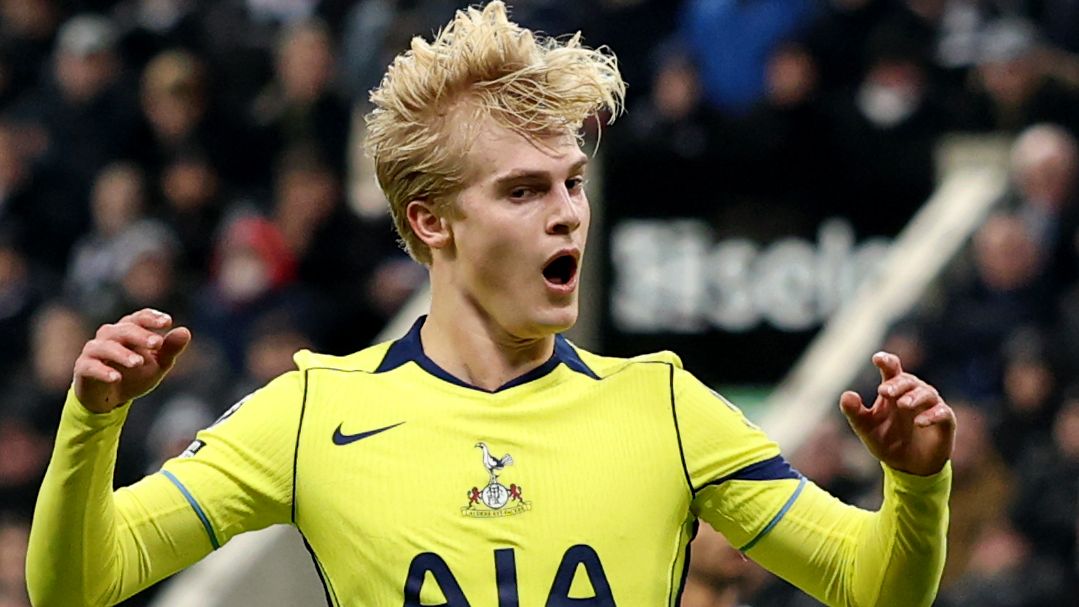 images-v3-getty-2249624740-crop-MM5DCMBXHE5DMMBXHJXG653FHIYTMOB2HA2A====-GettyImages-2249624740