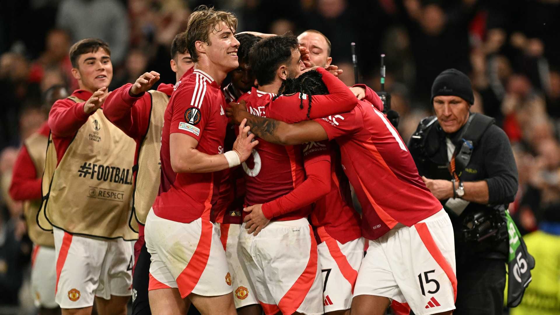 images-v3-blt241945ea4c6c4302-manchester%20united%20(2)