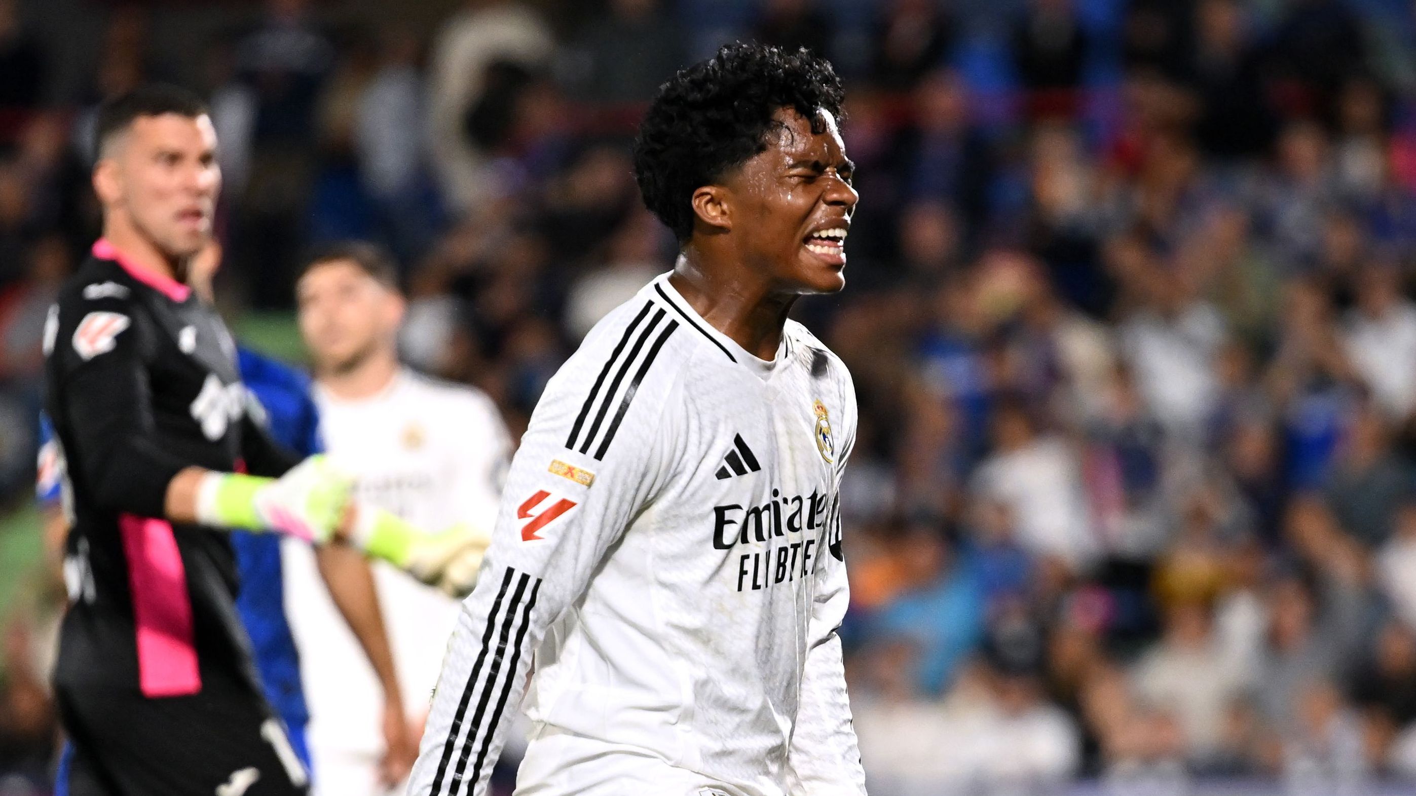 images-v3-getty-2211660355-crop-MM5DENZZGQ5DCNJXGE5G433XMU5DCMJWGQ5DOOI=-GettyImages-2211660355