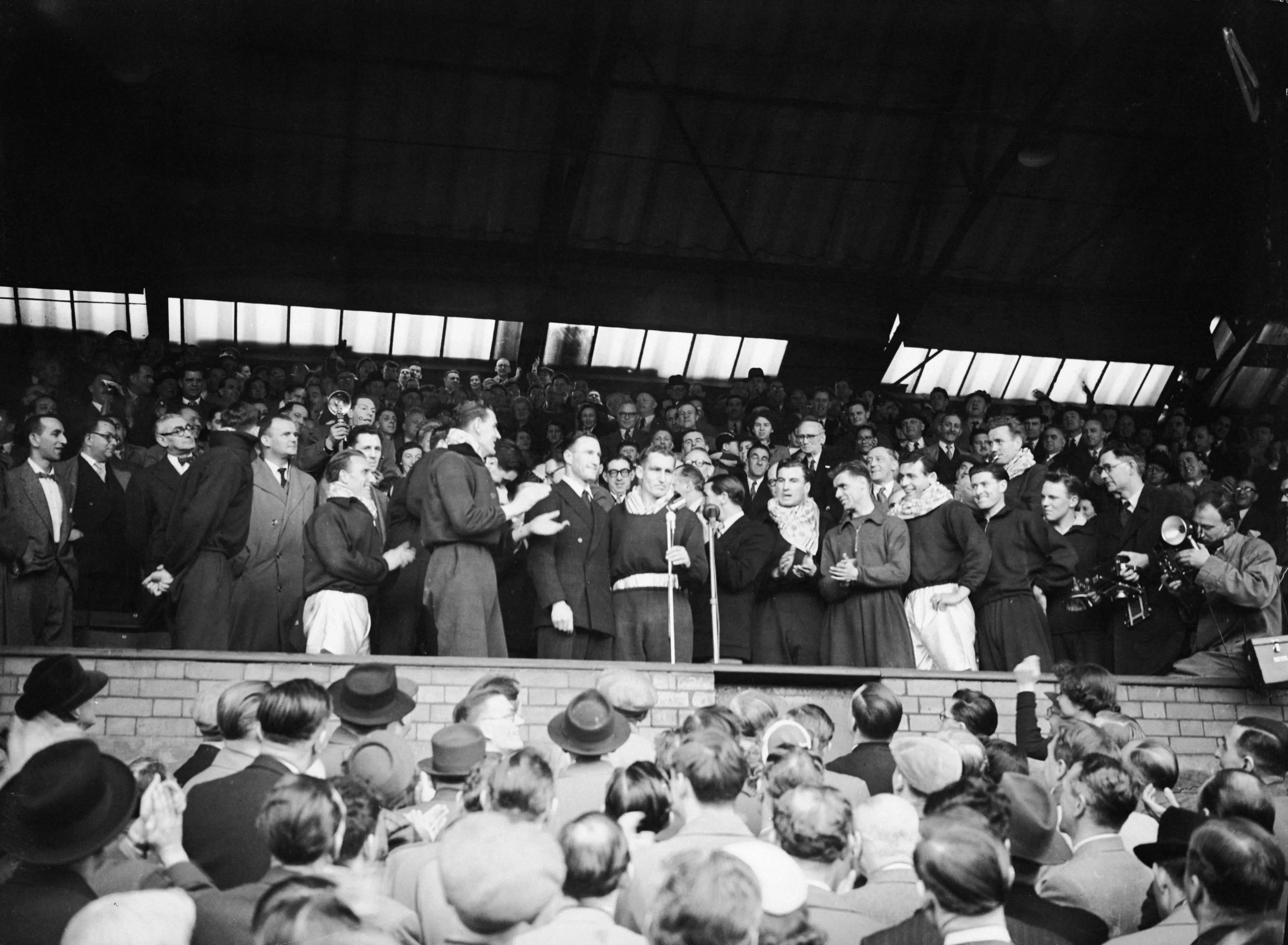 transform-5268e2d8-f7aa-40ed-acbc-c00ffb509d46-Chelsea-s-1955-title-win