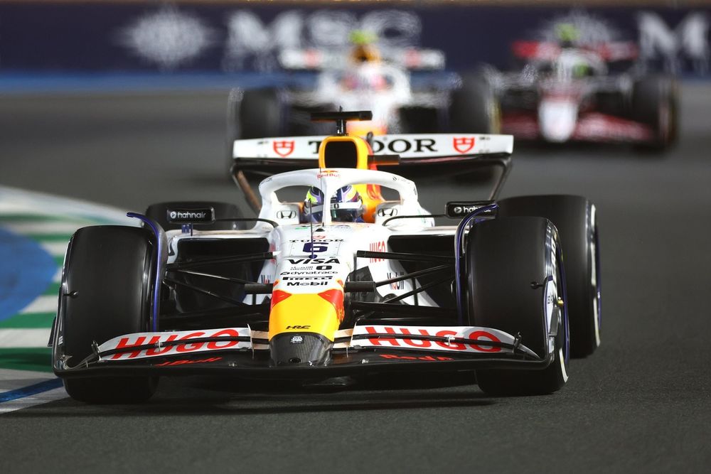 images-mgl-0RrQB1M0-s1000-isack-hadjar-racing-bulls