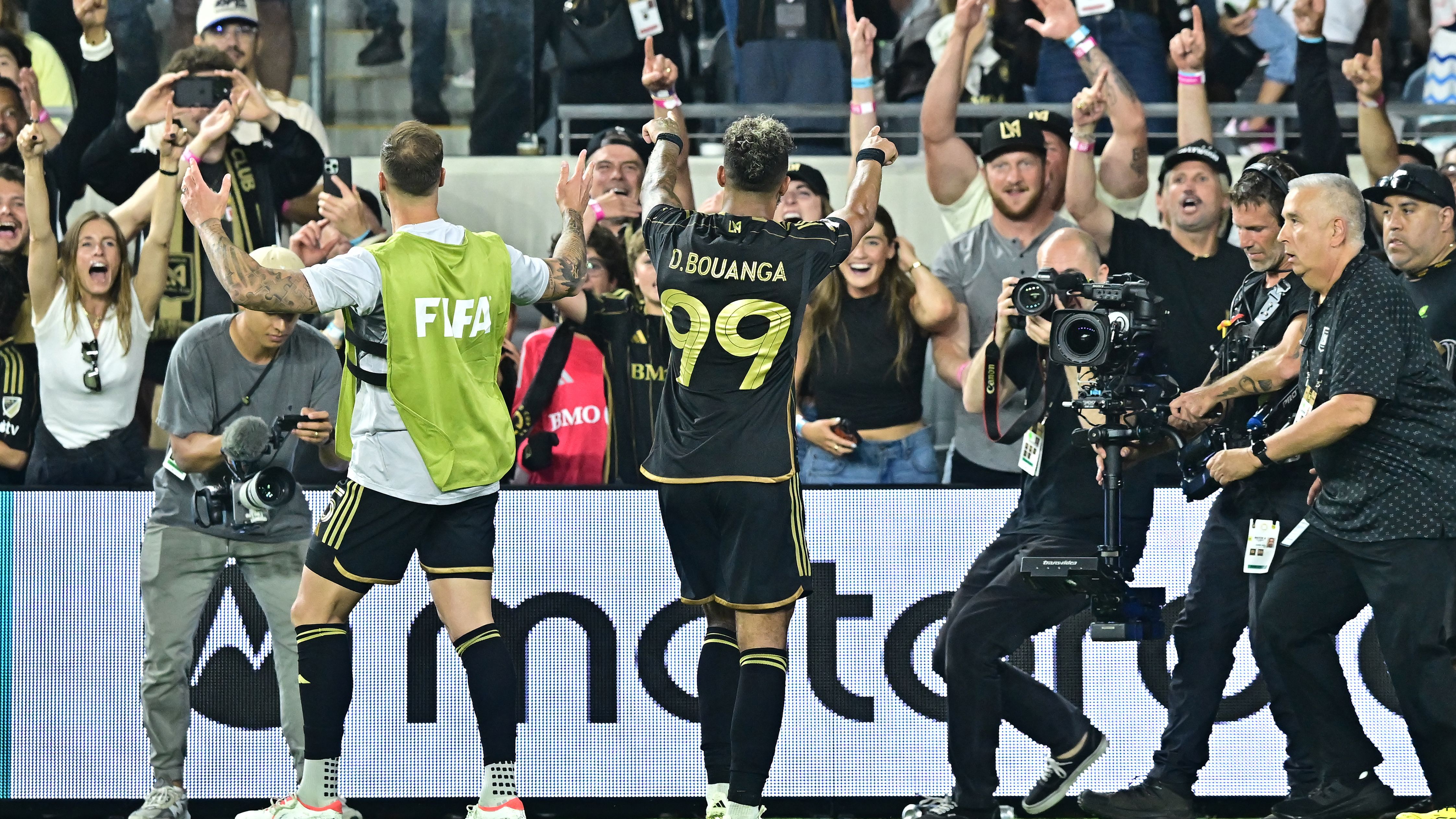 images-v3-getty-2217386948-crop-MM5DINBZGA5DENJSGY5G433XMU5DAORSGM2A====-GettyImages-2217386948