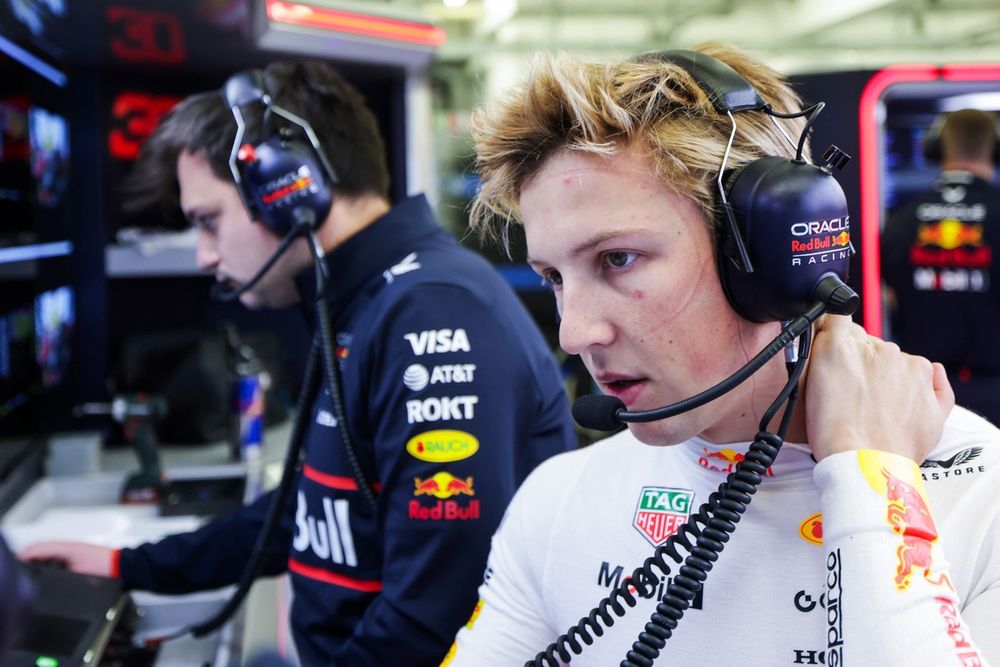 images-mgl-YXR3bZj0-s1000-liam-lawson-red-bull-racing