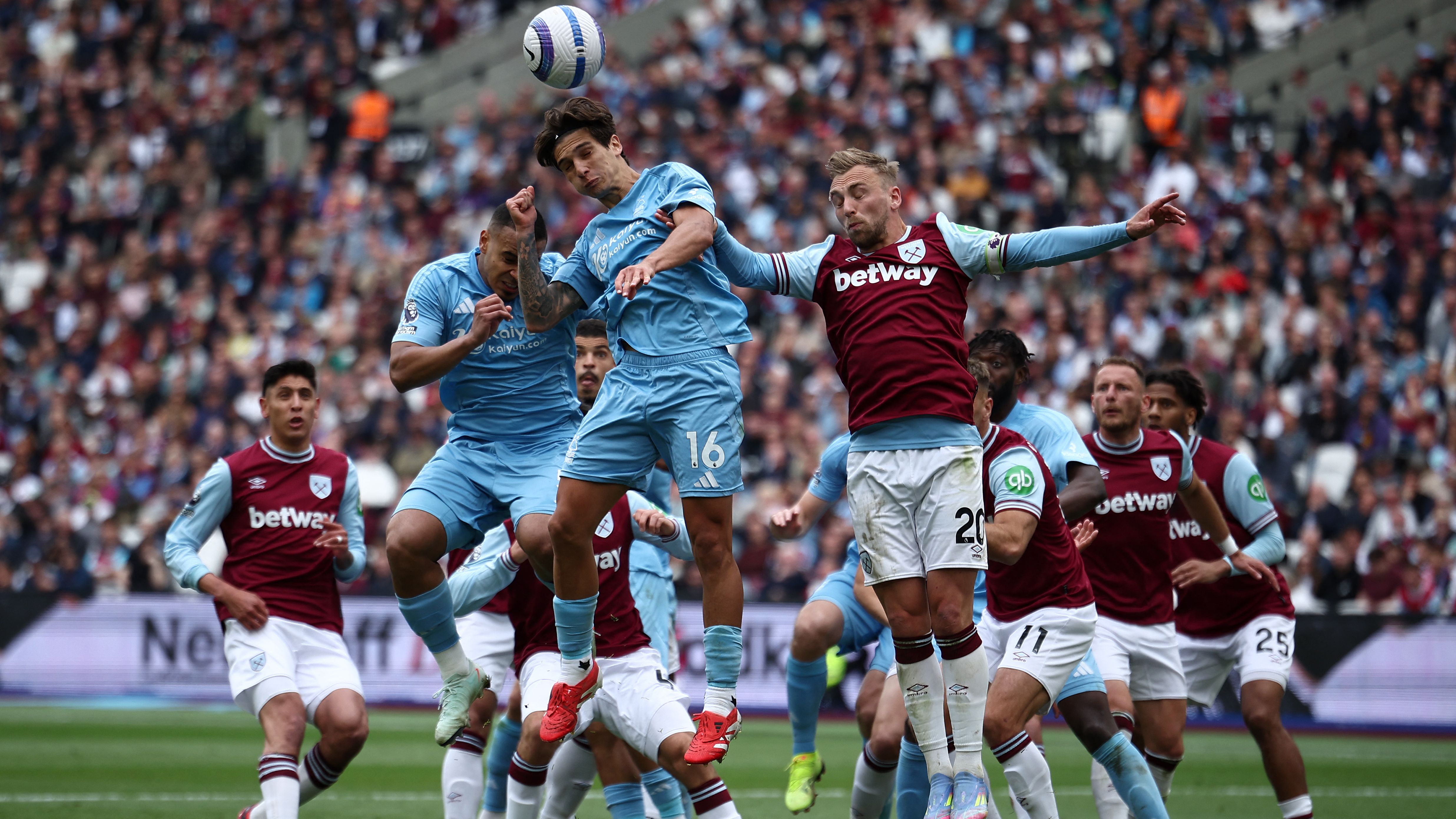 images-v3-getty-2215174936-crop-MM5DIOJUGU5DENZYGI5G433XMU5DAORWGM======-GettyImages-2215174936