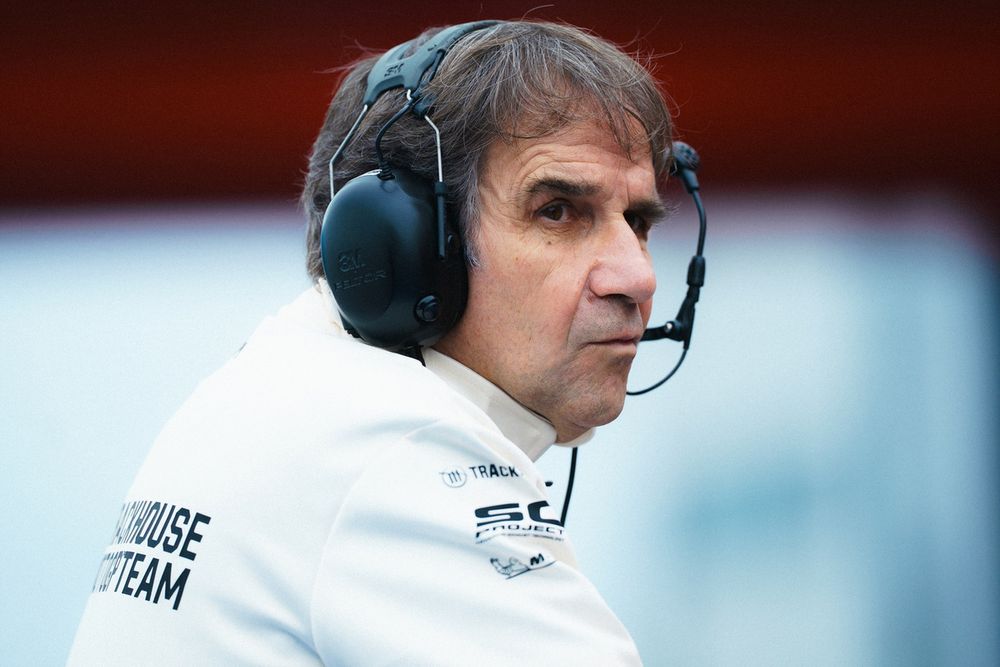 images-mgl-YKEDZlr0-s1000-davide-brivio-trackhouse-racin