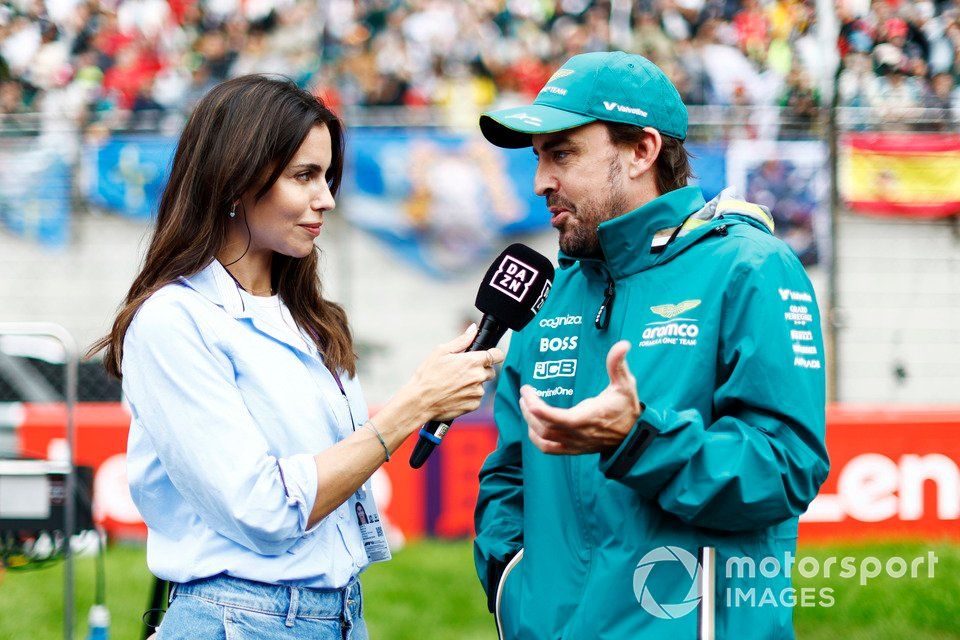 images-mgl-6zQendwY-s1000-fernando-alonso-aston-martin-f