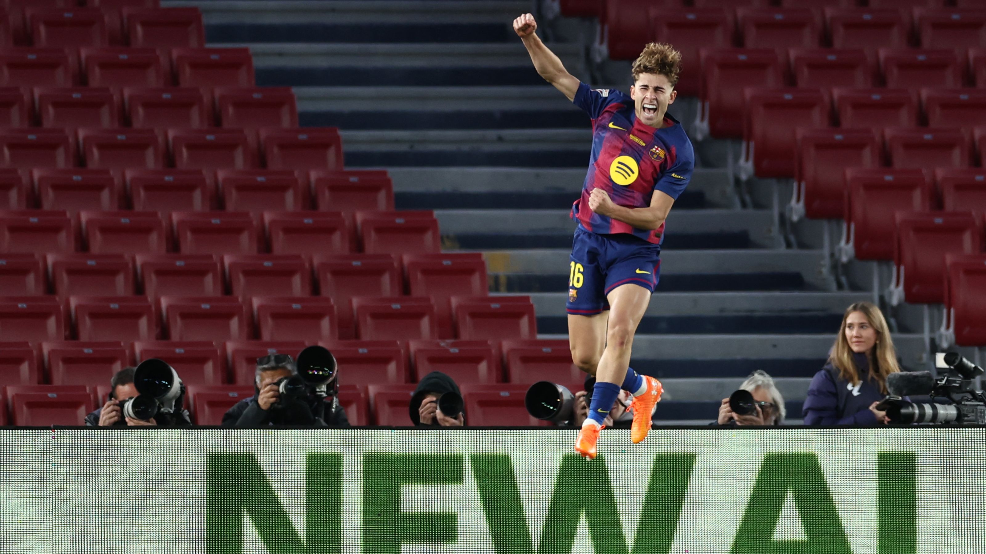 images-v3-getty-2247356715-crop-MM5DGMRQGA5DCOBQGA5G433XMU5DAORRGY3Q====-GettyImages-2247356715