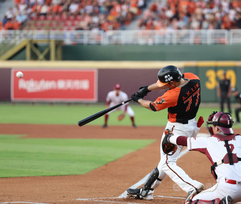 www-WebPhotos-800-20251011-2000x1691_wmky_39112722397822_202510110136000000