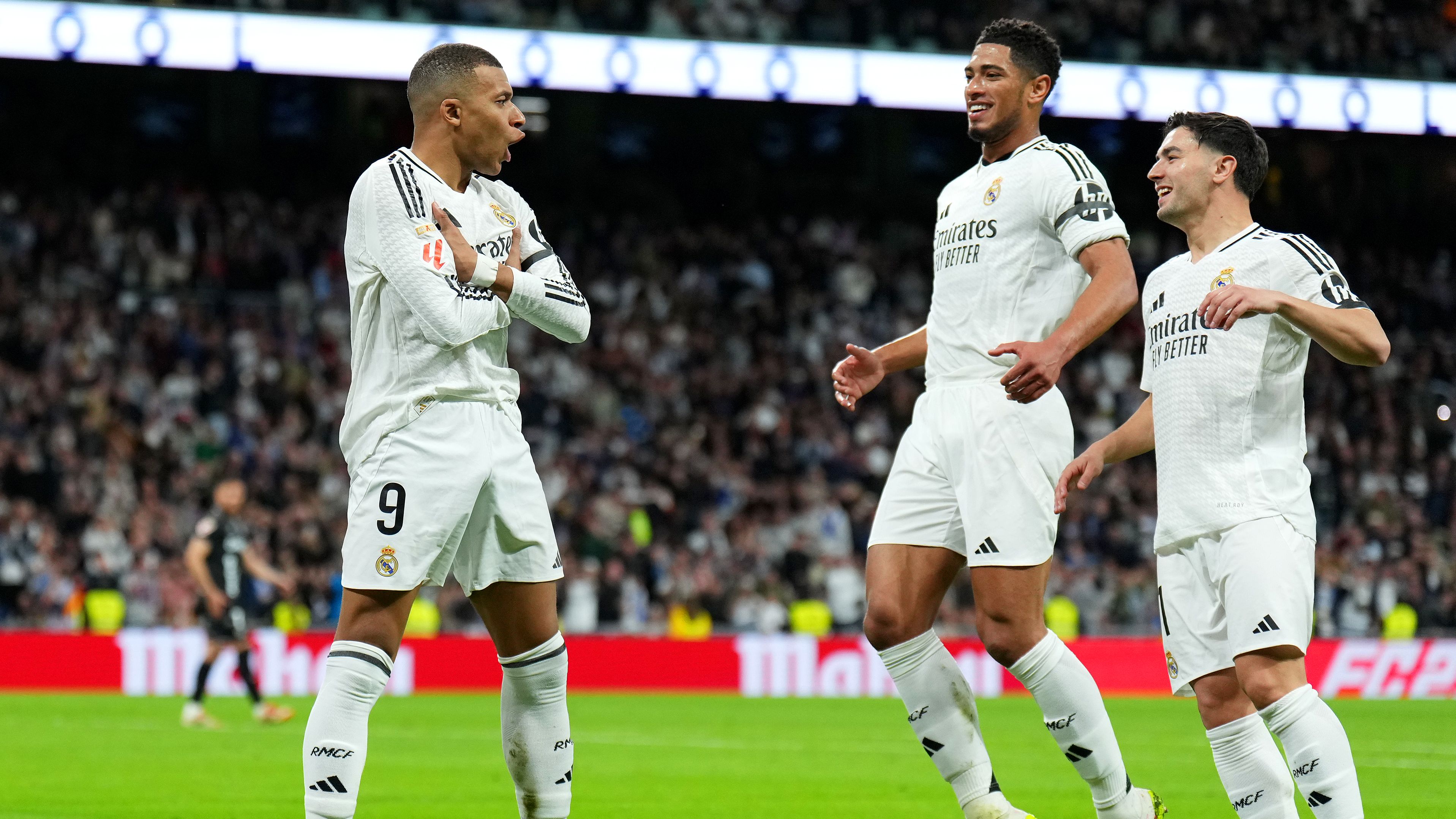 images-v3-getty-2207532315-crop-MM5DGOBTGQ5DEMJVG45G433XMU5DAORRGMZQ====-GettyImages-2207532315