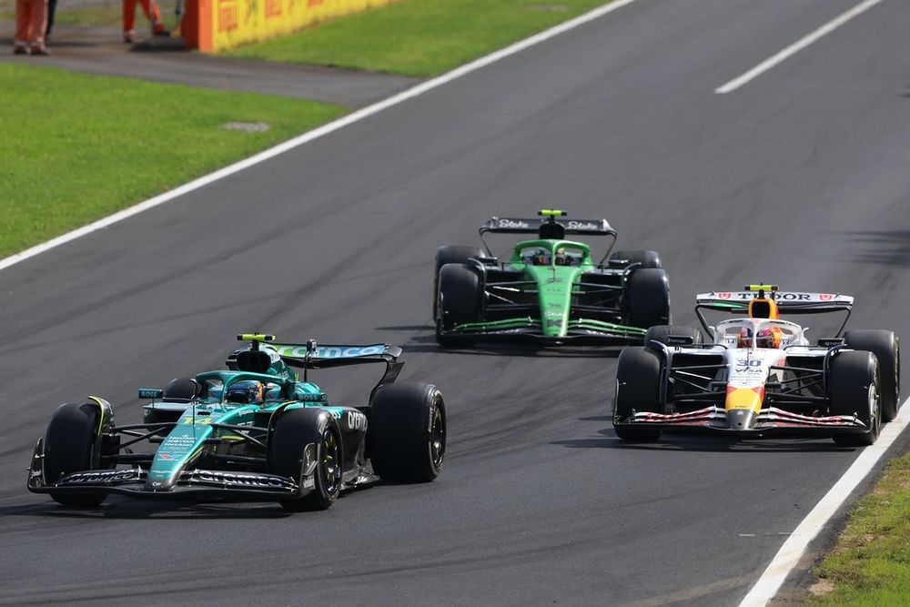 images-mgl-YpNRgK30-s1000-liam-lawson-racing-bulls-team-