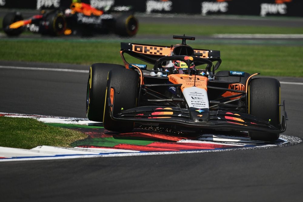 images-mgl-0RrQQmv0-s1000-oscar-piastri-mclaren