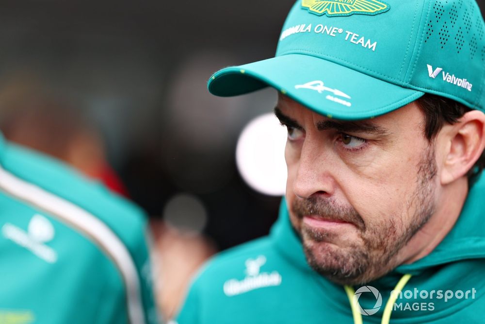 images-mgl-6O1jkkW2-s1000-fernando-alonso-aston-martin-r