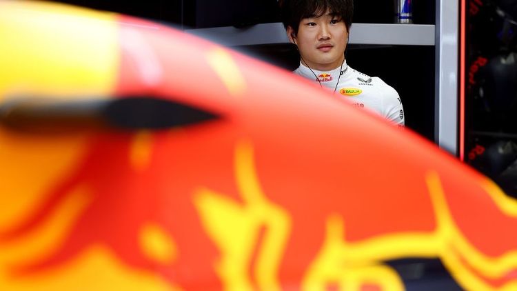 images-mgl-25d3kox0-s1000-yuki-tsunoda-red-bull-racing