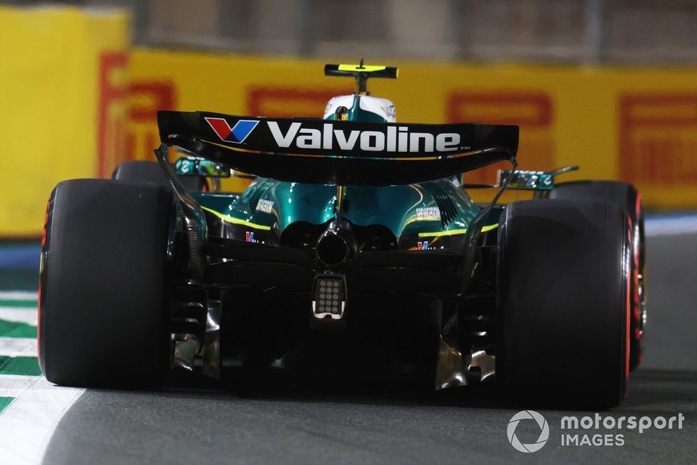 images-mgl-6AErvvE6-s1000-fernando-alonso-aston-martin-r