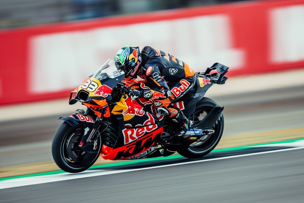 images-mgl-6gplqKP0-s1000-brad-binder-red-bull-ktm-facto