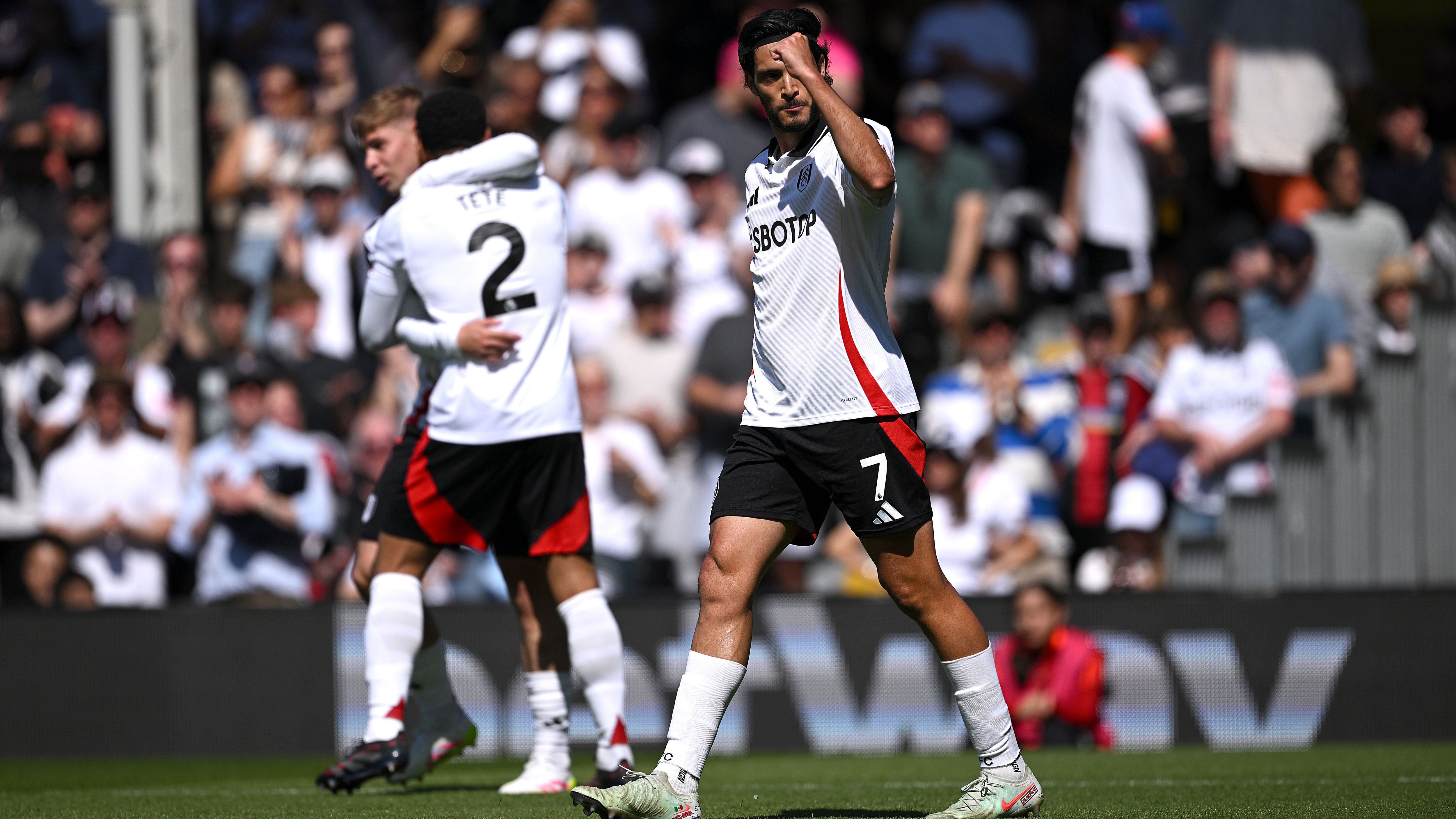 images-v3-getty-2214359886-crop-MM5DKMBQGQ5DEOBRGU5G433XMU5DAORSGYYQ====-GettyImages-2214359886