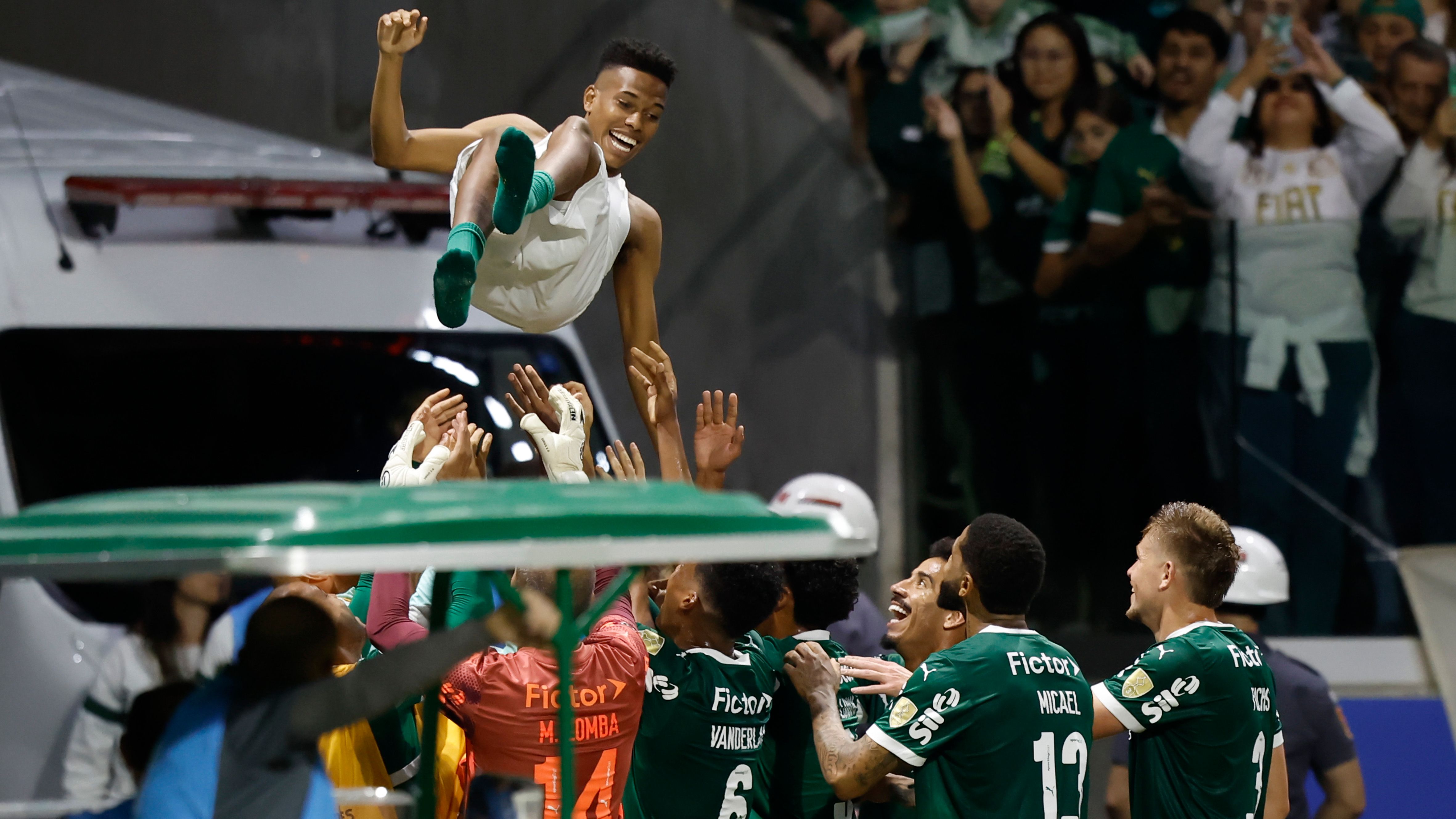 images-v3-getty-2217575251-crop-MM5DINZSGQ5DENRVG45G433XMU5DAORTGM3A====-GettyImages-2217575251