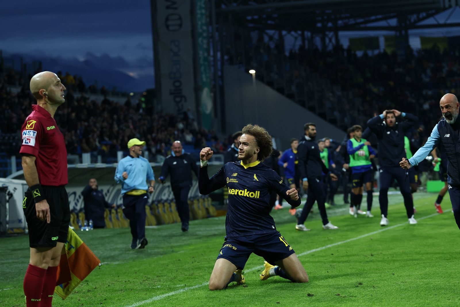 images-v3-blt7f6c2b4f22a4ecd1-WhatsApp%20Image%202025-12-22%20at%2010.48.47%20(1)