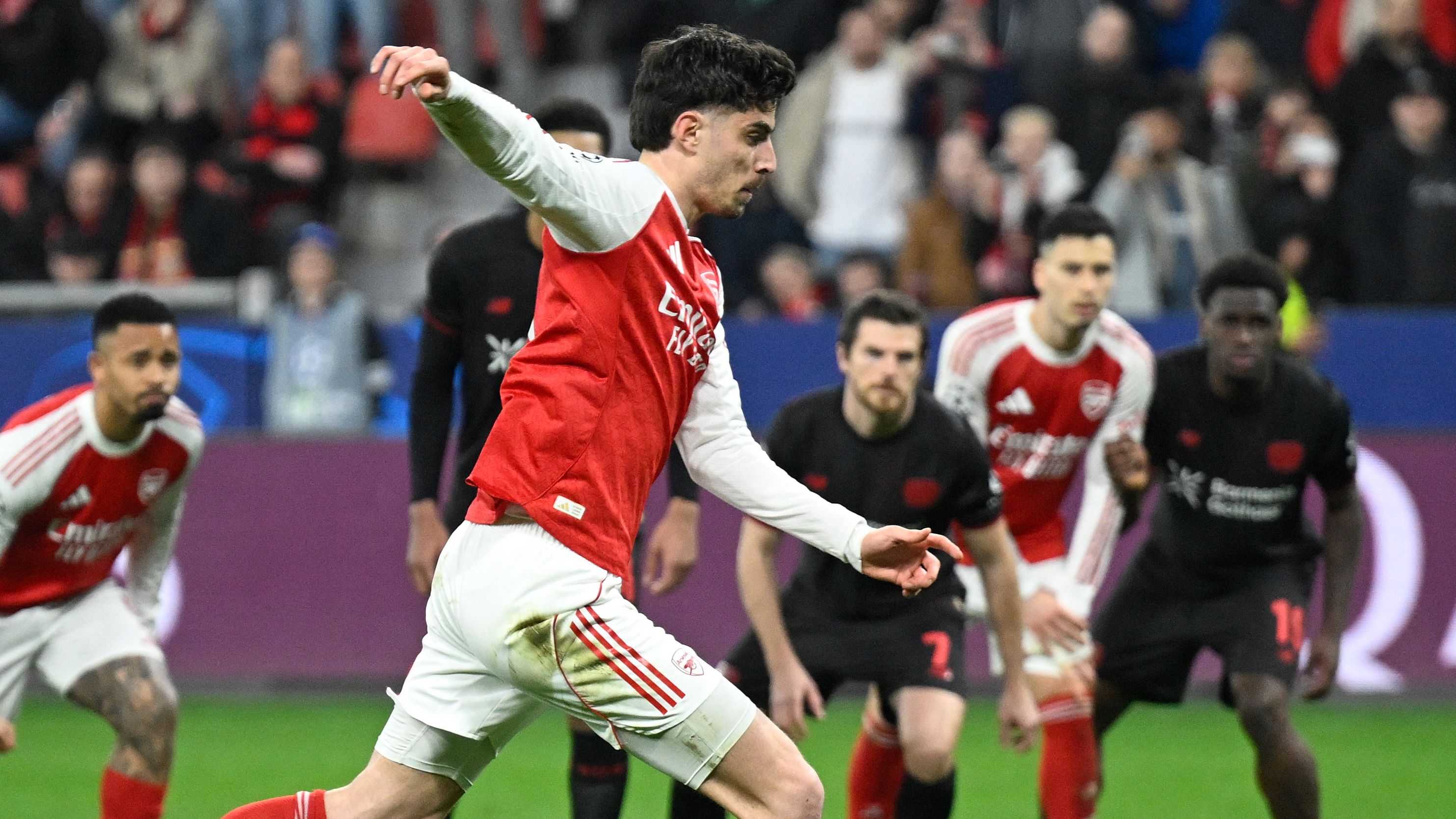 images-v3-getty-2265453920-crop-MM5DEOJWG45DCNRWHE5G433XMU5DGMZVHI2DS===-GettyImages-2265453920