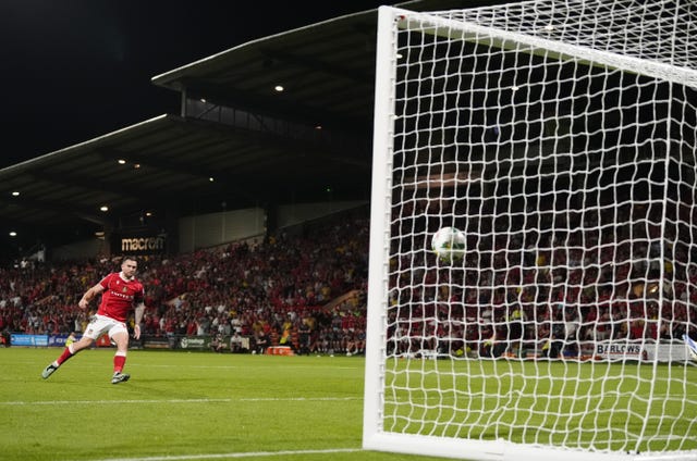 v2-image-production-80fab37e8a07e7b7f05e948dde67c041Y29udGVudHNlYXJjaGFwaSwxNzU1MTE5OTYx-2.81241995