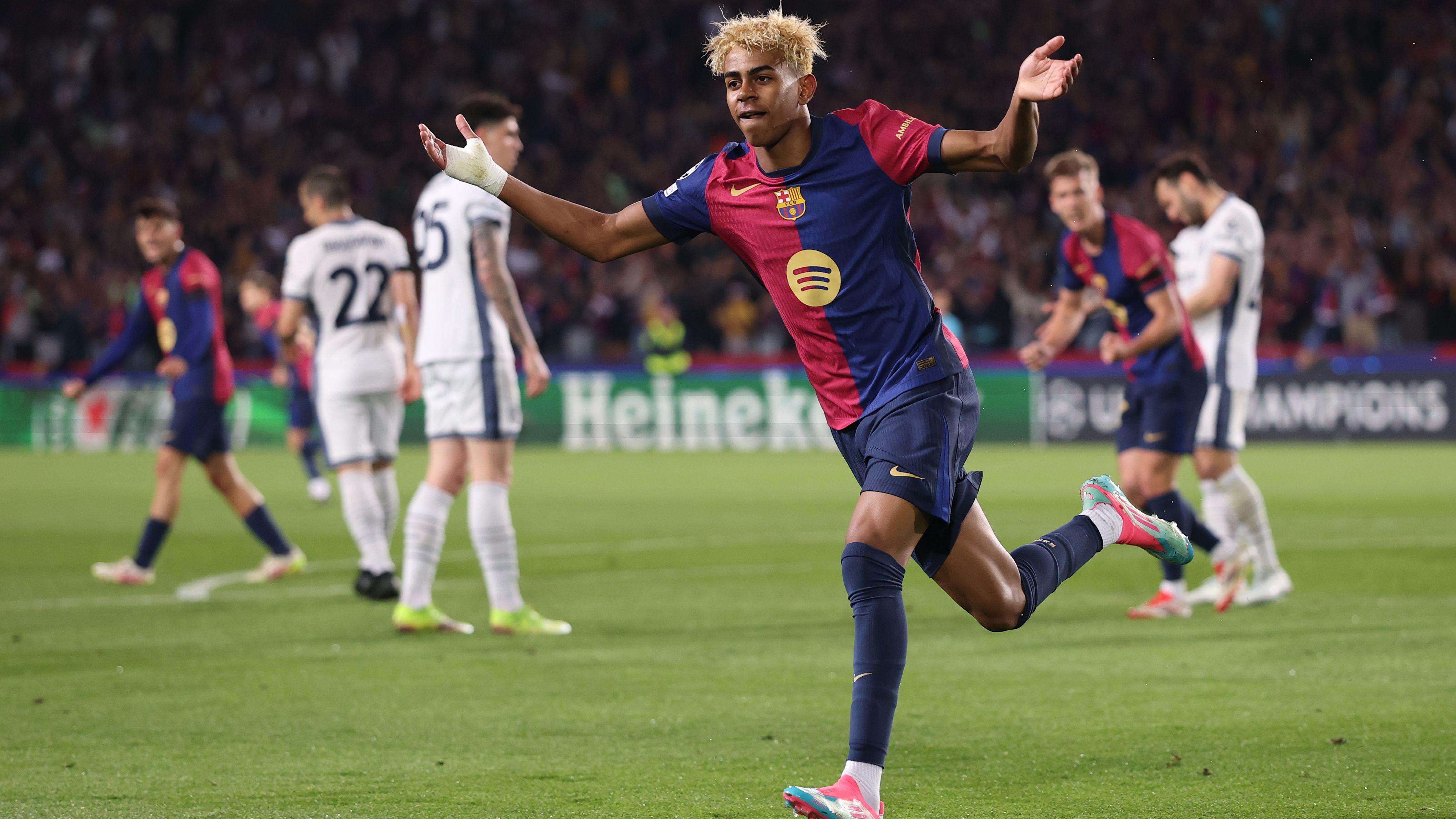 images-v3-getty-2212790952-crop-MM5DIMRSGM5DEMZXGU5G433XMU5DAORSGQ2A====-GettyImages-2212790952