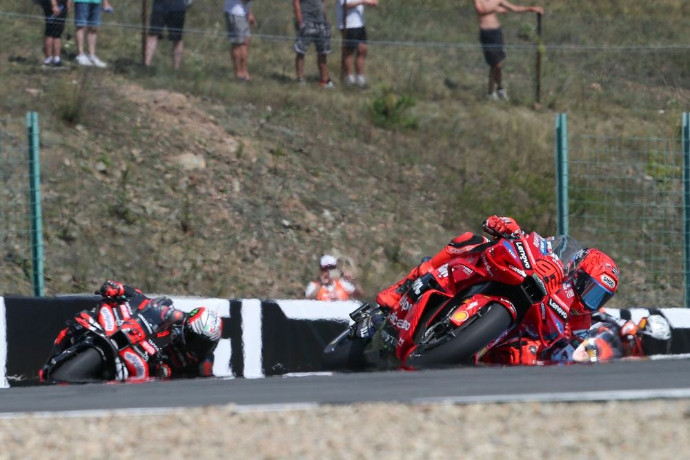 images-mgl-6VRzNO46-s1000-marc-marquez-ducati-team