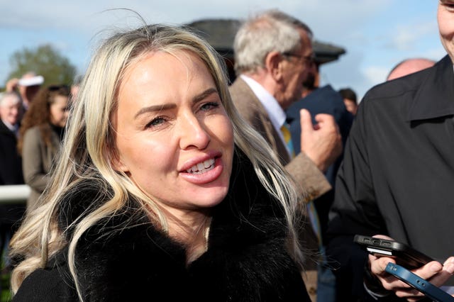 v2-image-production-9b5d269a1b6566b1bf523aabf180e507Y29udGVudHNlYXJjaGFwaSwxNzYzODEwOTYx-2.79822613