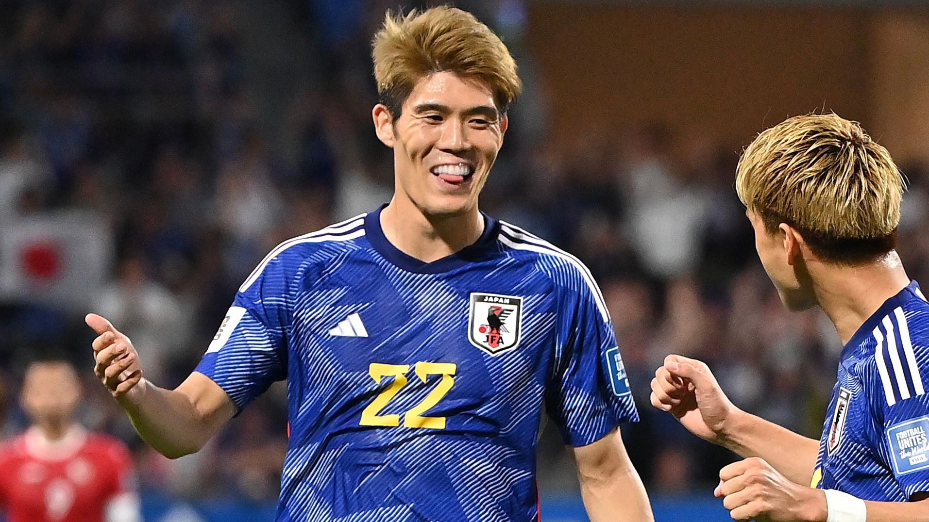 images-v3-blt9c0e11a876935575-2157095094%202