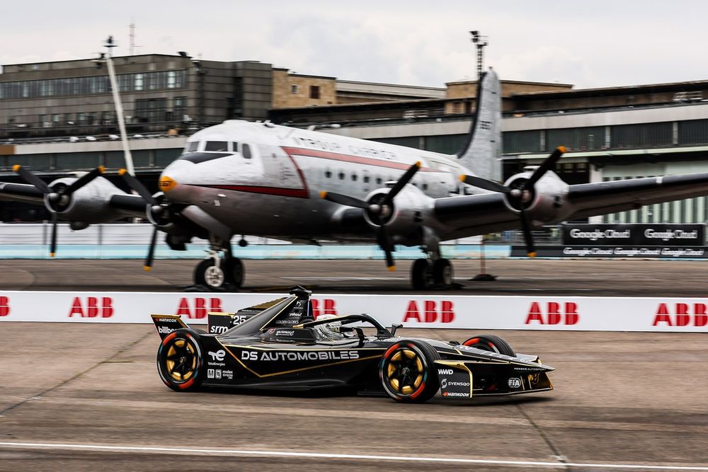 images-mgl-YXREXVN0-s1000-jean-eric-vergne-ds-penske