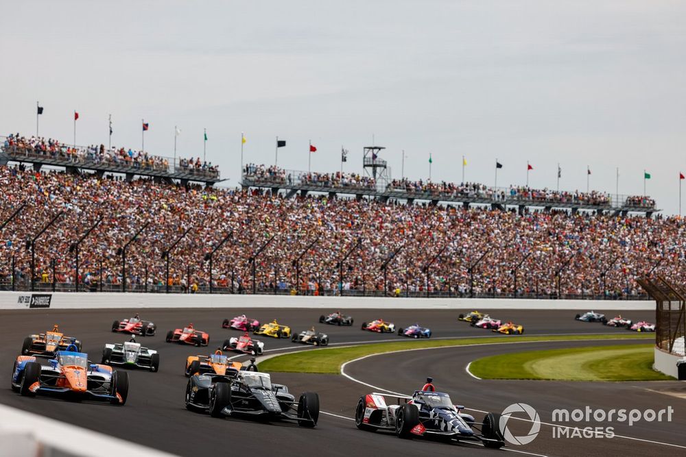 images-mgl-0JB1rkp0-s1000-santino-ferrucci-a-j-foyt-ente-1