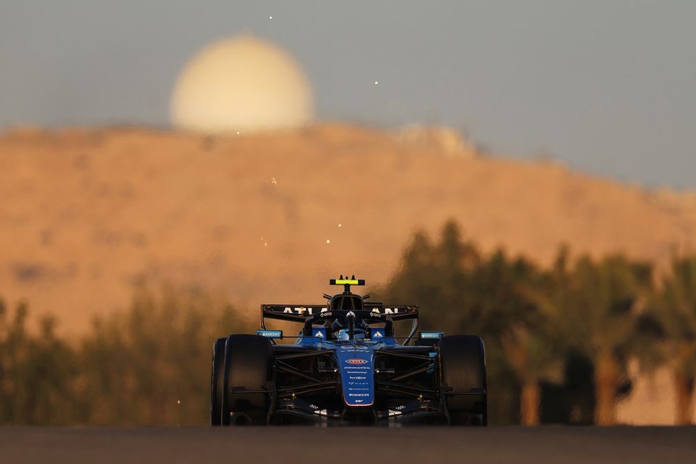 images-mgl-0kZAoGo6-s1000-carlos-sainz-williams