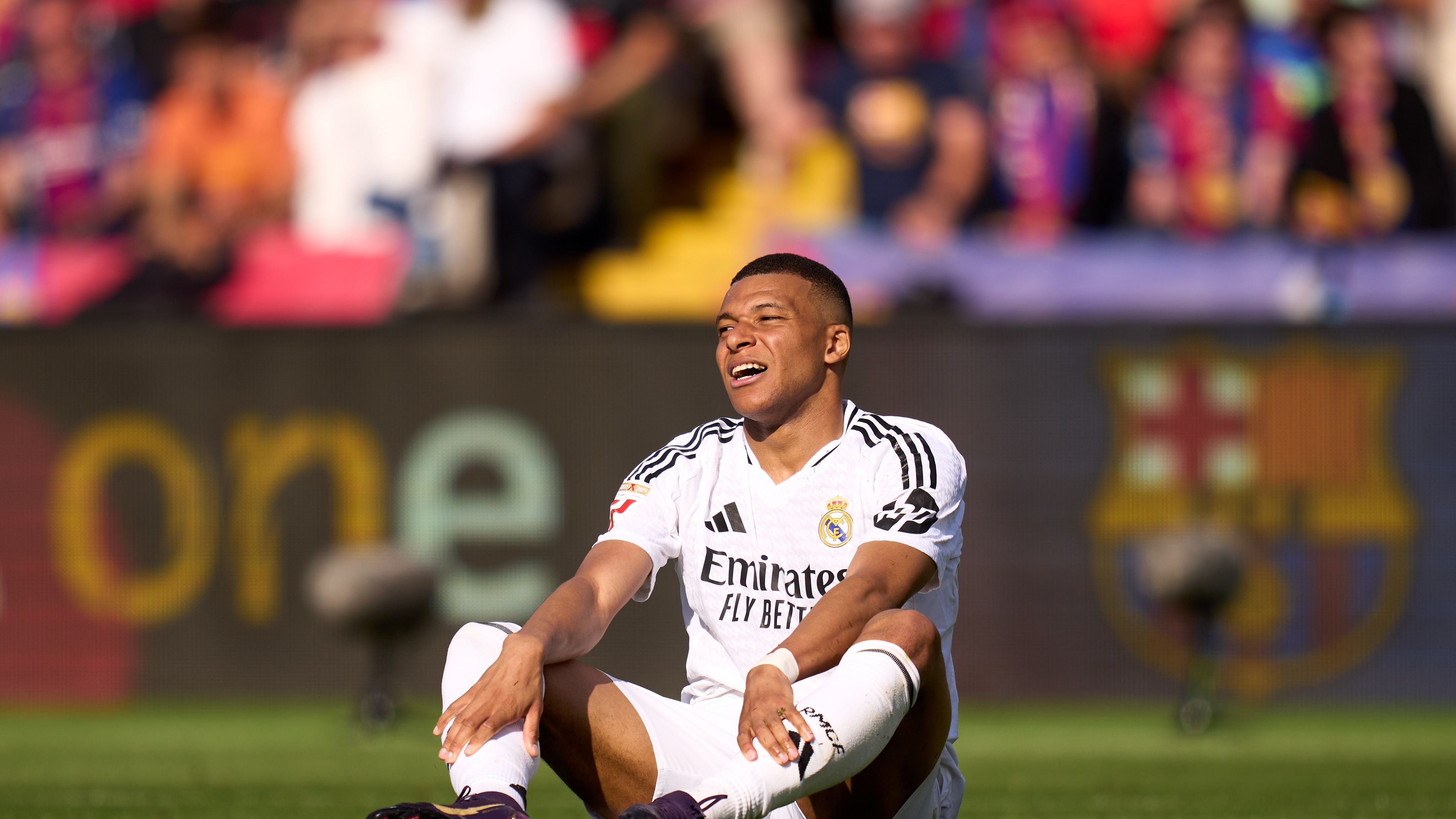 images-v3-getty-2214592472-crop-MM5DIMBZHA5DEMZQGU5G433XMU5DAORSGEZQ====-GettyImages-2214592472