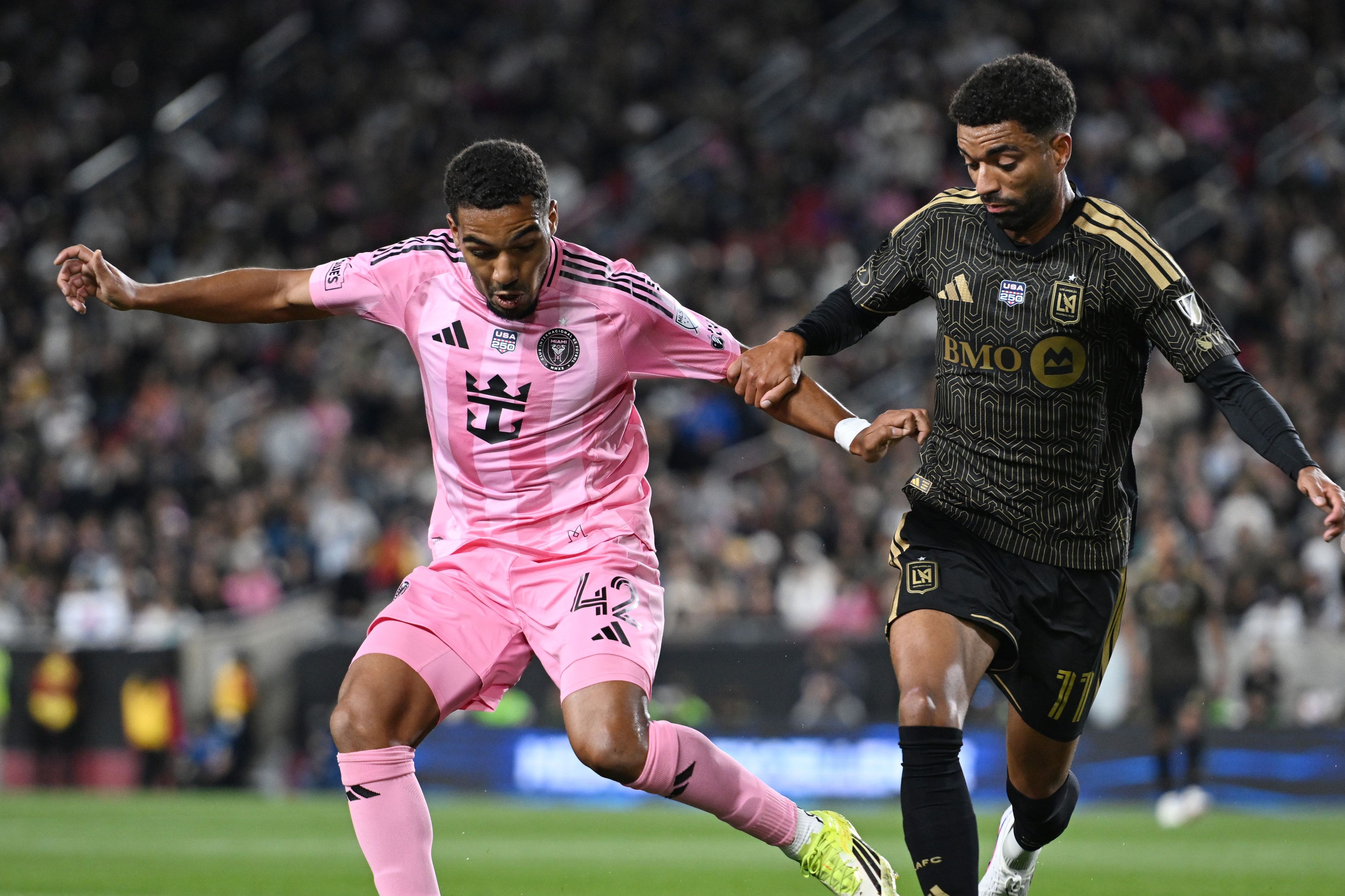 images-v3-getty-2262889359-crop-MM5DIMBQGQ5DENRWHE5G433XMU5DKMBQHIYA====-GettyImages-2262889359