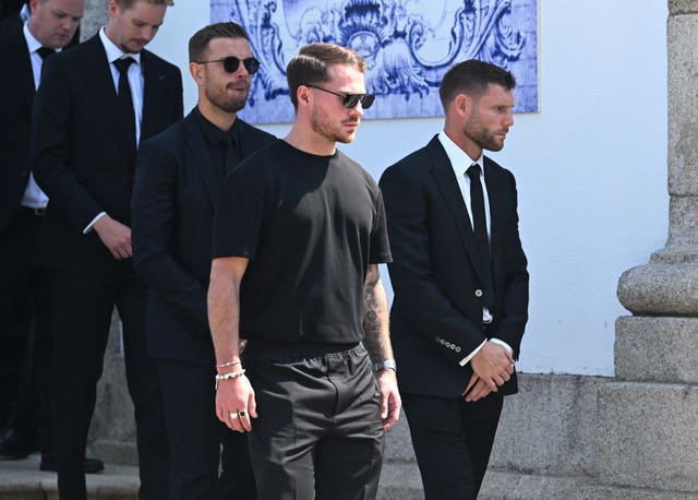 v2-image-production-675e4a52dfea70c59642792cda38d040Y29udGVudHNlYXJjaGFwaSwxNzUxNzk3Mzg1-2.80898036