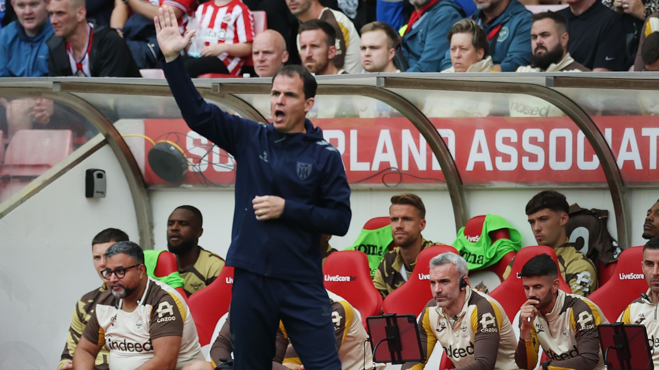 images-v3-getty-2232876346-crop-MM5DEMJQGY5DCMJYGQ5G433XMU5DCNRVHIZDG===-GettyImages-2232876346