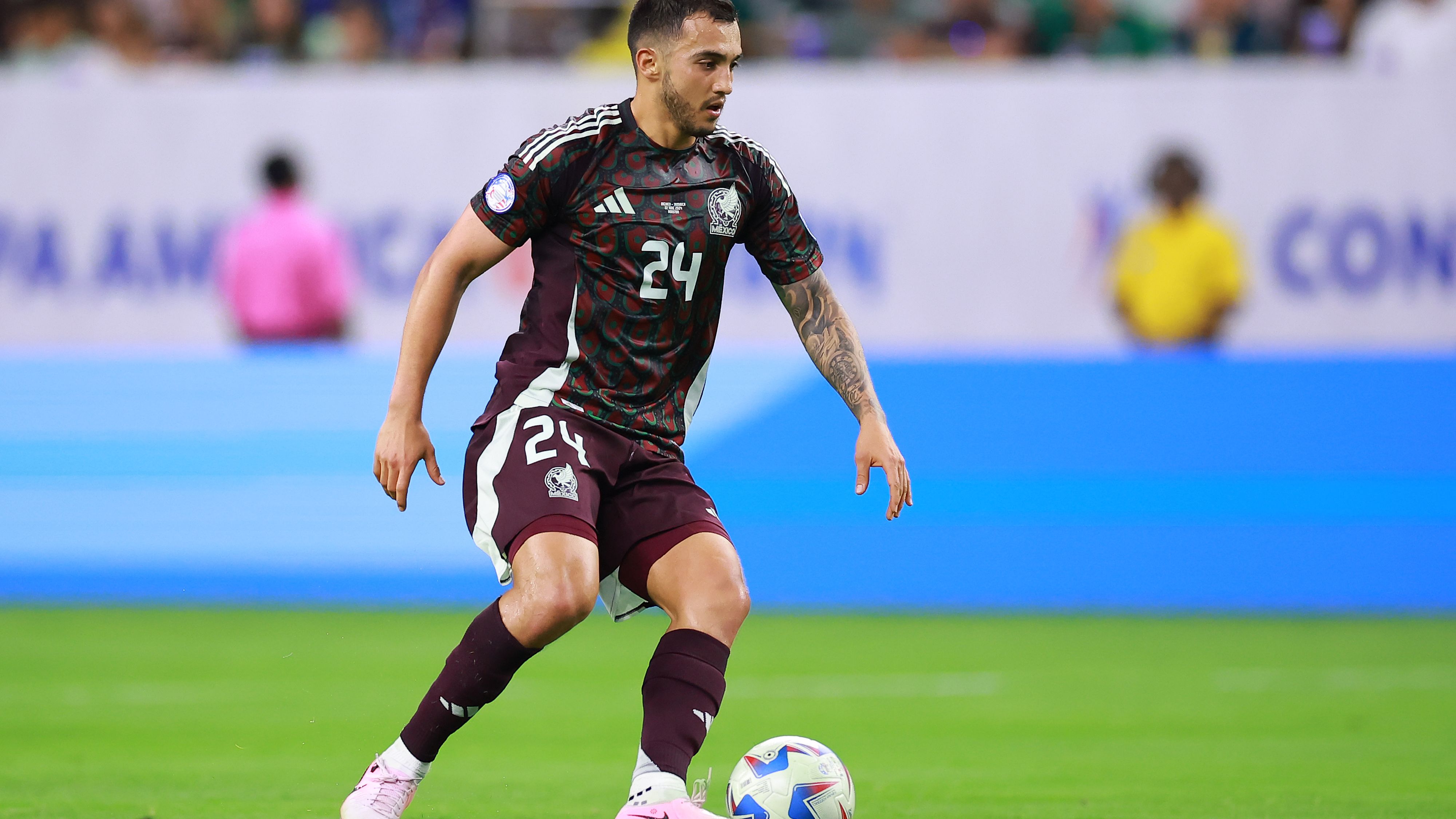 images-v3-getty-2158881842-crop-MM5DIMBQGA5DEMRVGA5G433XMU5DAORSGA4Q====-GettyImages-2158881842