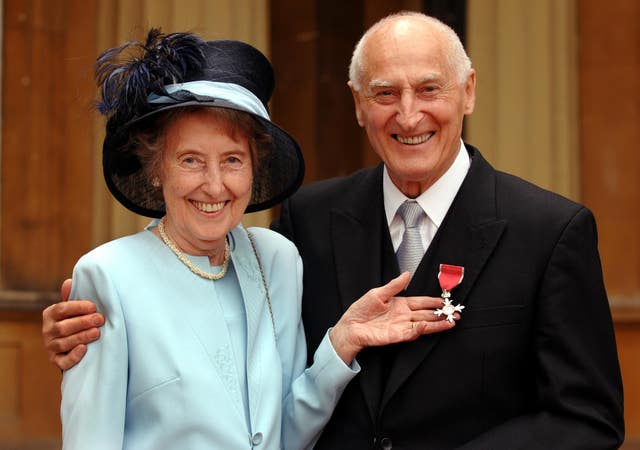 v2-image-production-73ea4d2851e8f768144a1e91669884a1Y29udGVudHNlYXJjaGFwaSwxNzU2MjI2NzQx-2.4689651