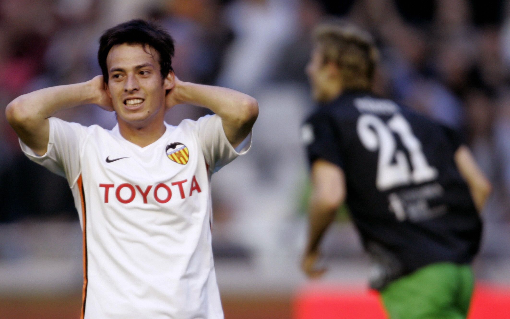 images-v3-bltde4b52c42f9fcf74-GettyImages-73620445