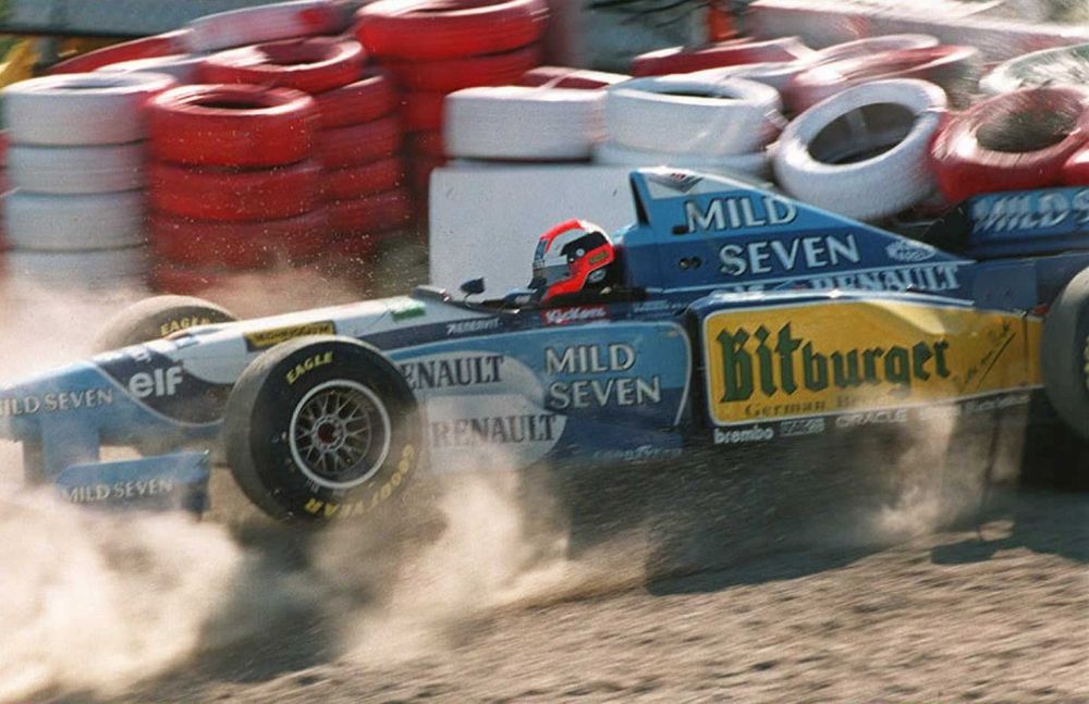 images-mgl-6VRpvpw6-s1000-johnny-herbert-crashes-his-ben