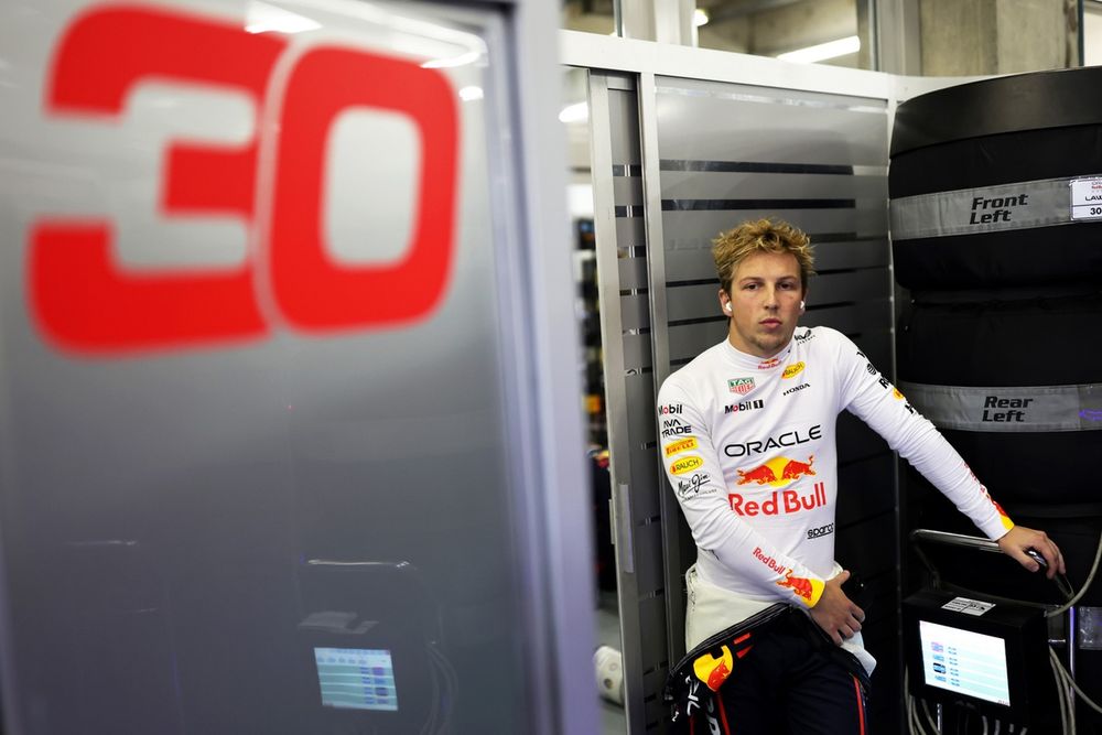 images-mgl-0RrXmXo0-s1000-liam-lawson-red-bull-racing