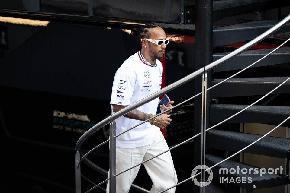 images-mgl-2GzMRxQ0-s1000-lewis-hamilton-mercedes-amg-f1