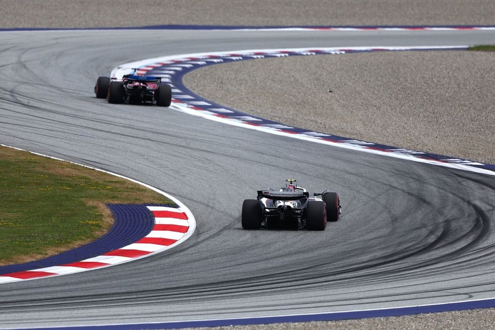 images-mgl-2wBNjDM0-s1000-charles-leclerc-ferrari-oliver