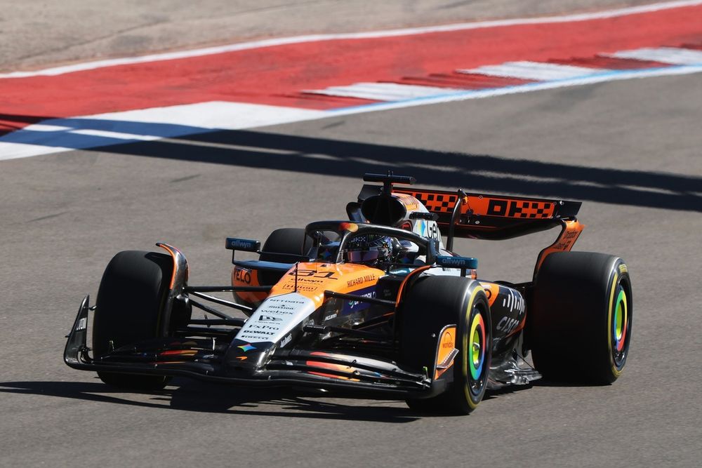 images-mgl-254Mqzn0-s1000-oscar-piastri-mclaren