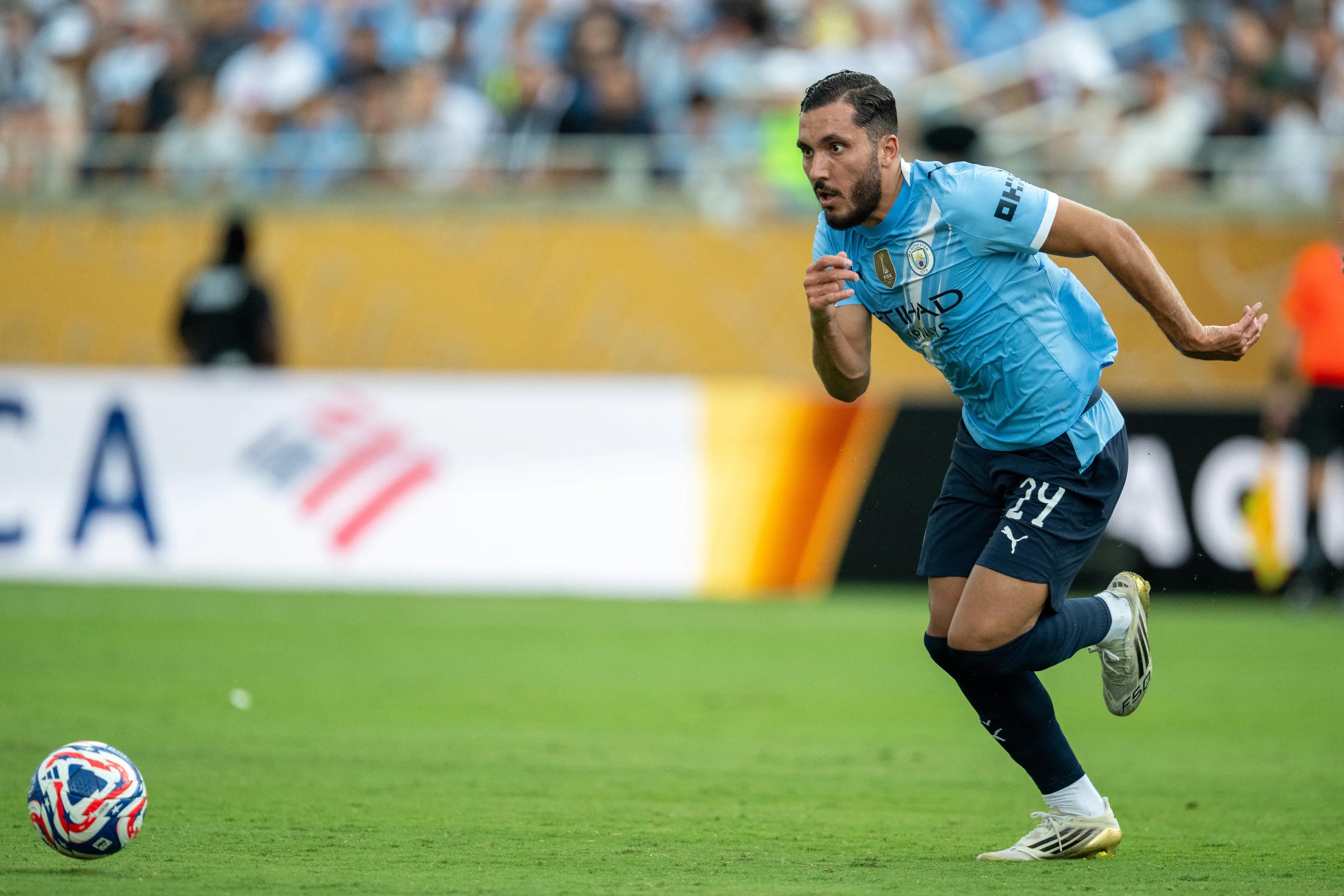 transform-dff8ee5e-671e-4dfb-bb8b-bcf144aa539f-rayan-cherki-manchester-city