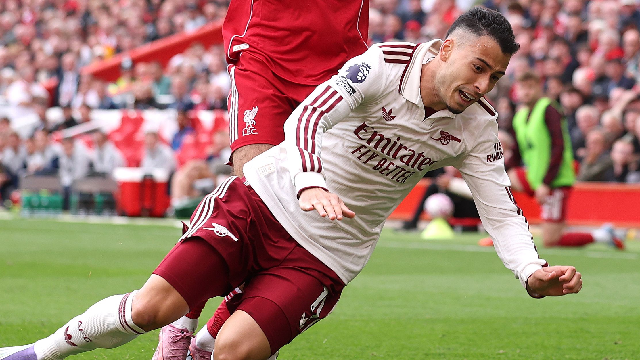 images-v3-getty-2233199647-crop-MM5DEMRSGY5DCMRVGI5G433XMU5DQMZXHIYTAOJQ-GettyImages-2233199647