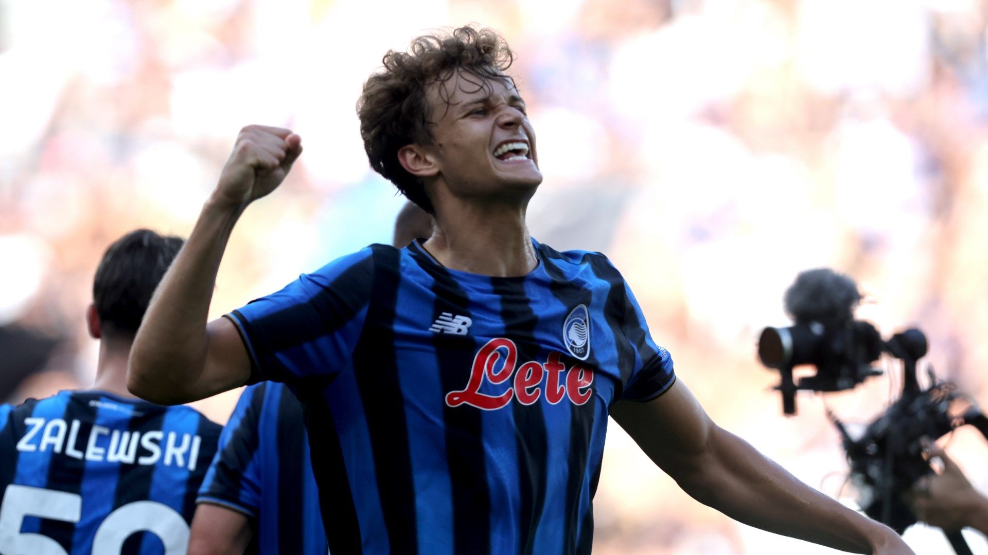 images-v3-blt4dd6ab3382d31f9d-Scalvini%20Atalanta